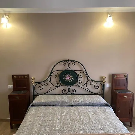 La Cortesia Bed & Breakfast Turania