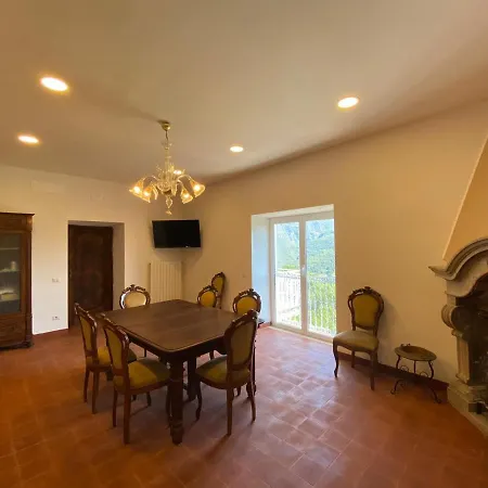 La Cortesia Bed & Breakfast