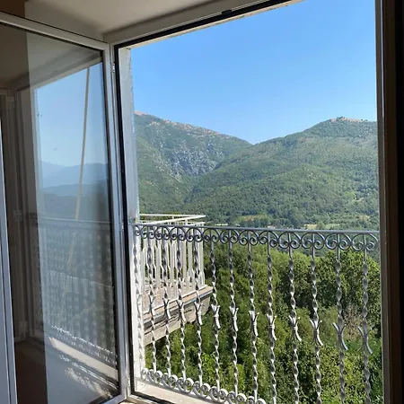 La Cortesia Bed & Breakfast